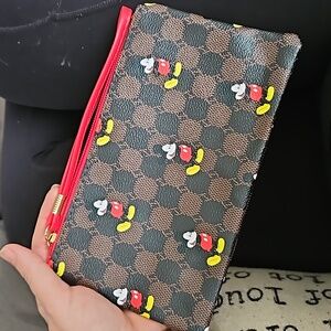 Disney inspired zip wristlet/clutch